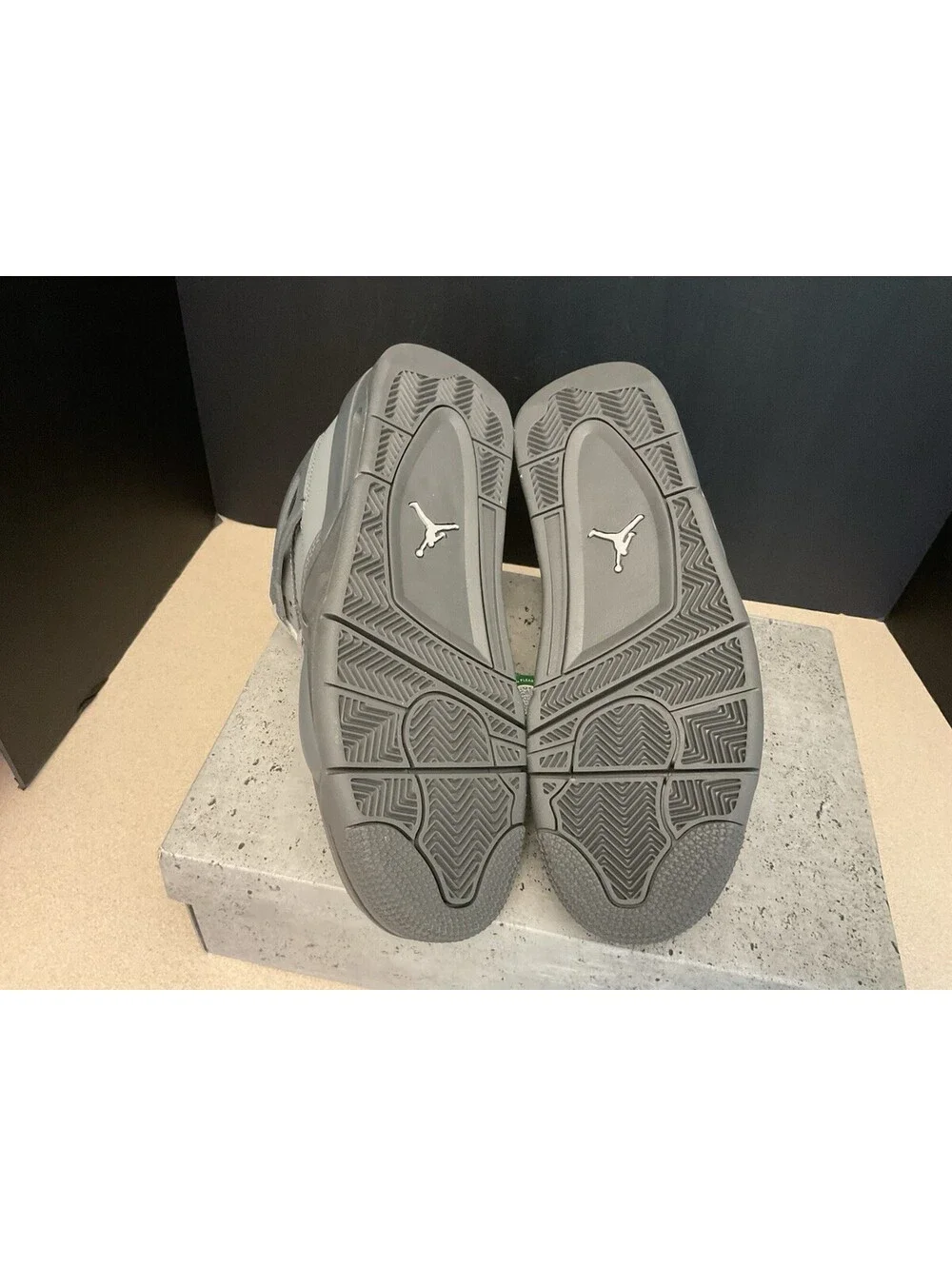 New! Nike Air Jordan 4 Retro SE 'Wet Cement' Smoke Grey/Iron Grey Shoes. SZ 8.